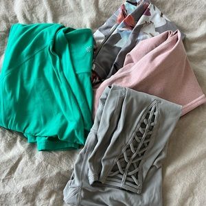 (❗️Need to sell this week-LIKE NEW) 4 legging bundle (3x Athleta & 1x fabletics)